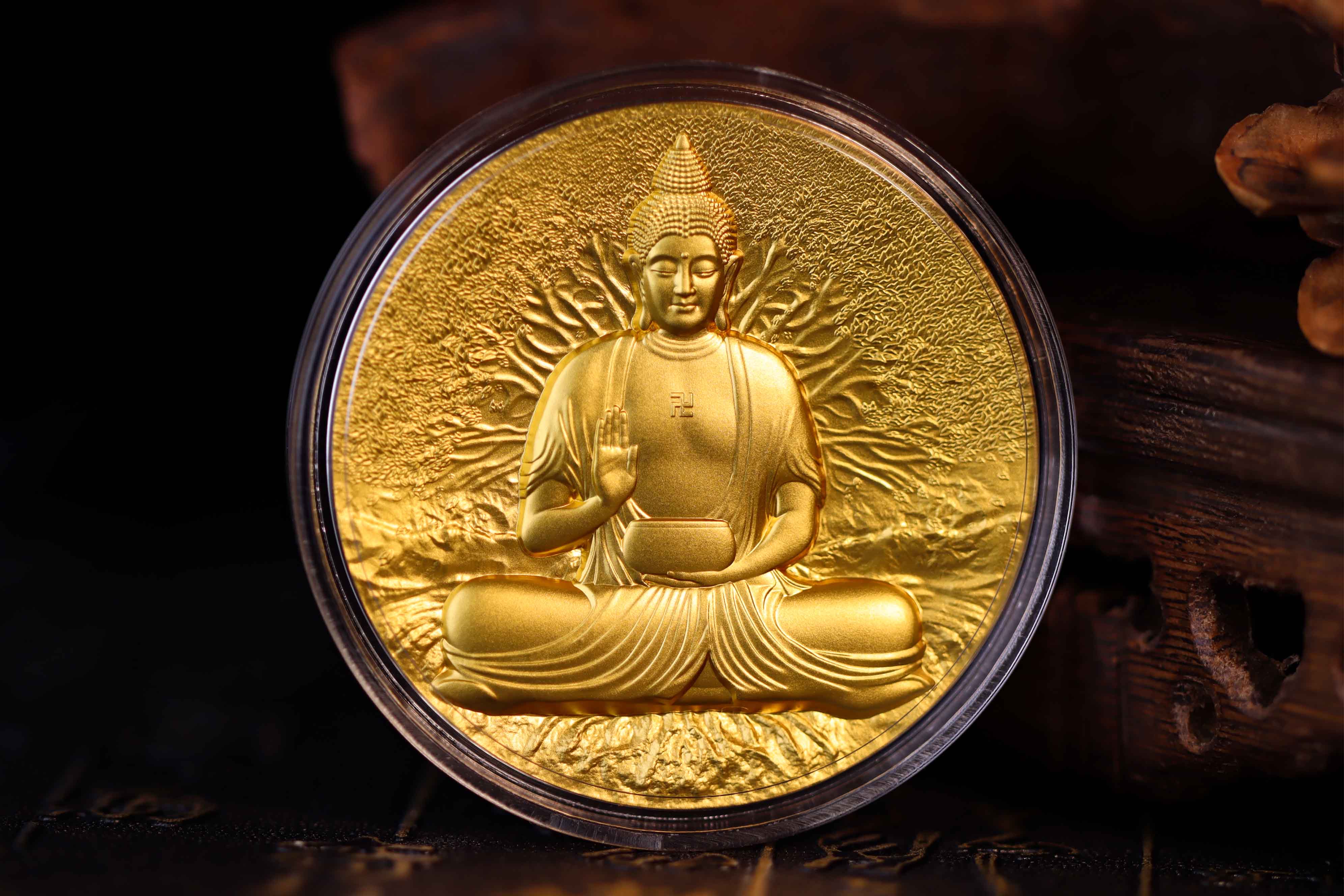 Mood Shot(Gold Gilded) The Buddha-République Gabonaise 2.jpg